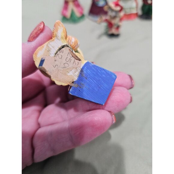 Vintage Marshall Pottery Christmas Cats and a mouse! - Picture 4 of 16